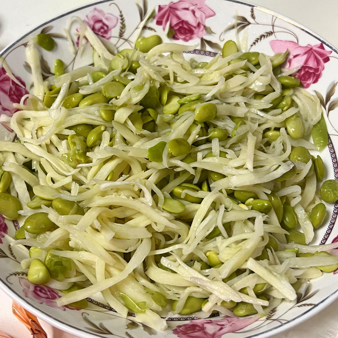 小美茭白炒毛豆