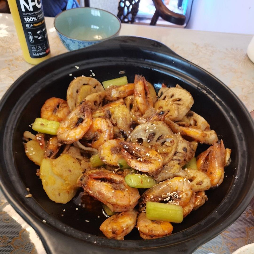 干锅土豆虾