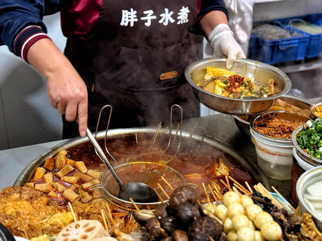 爱就是在一起。走遍世界。揽尽风景。食尽美味。感受美好。