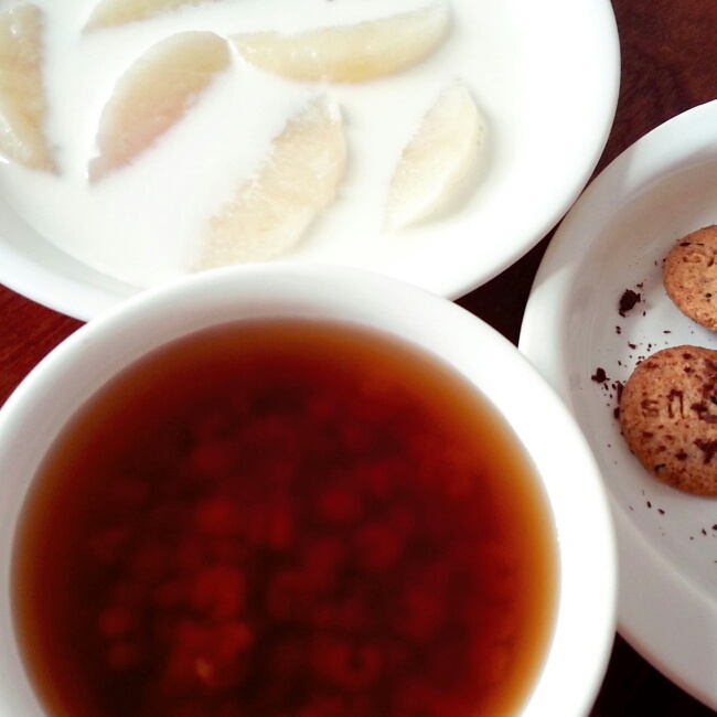 红豆薏米粥 (Red Bean and Pearl Barley Congee)