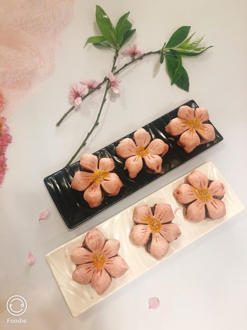 少女心满满的豆沙桃花酥