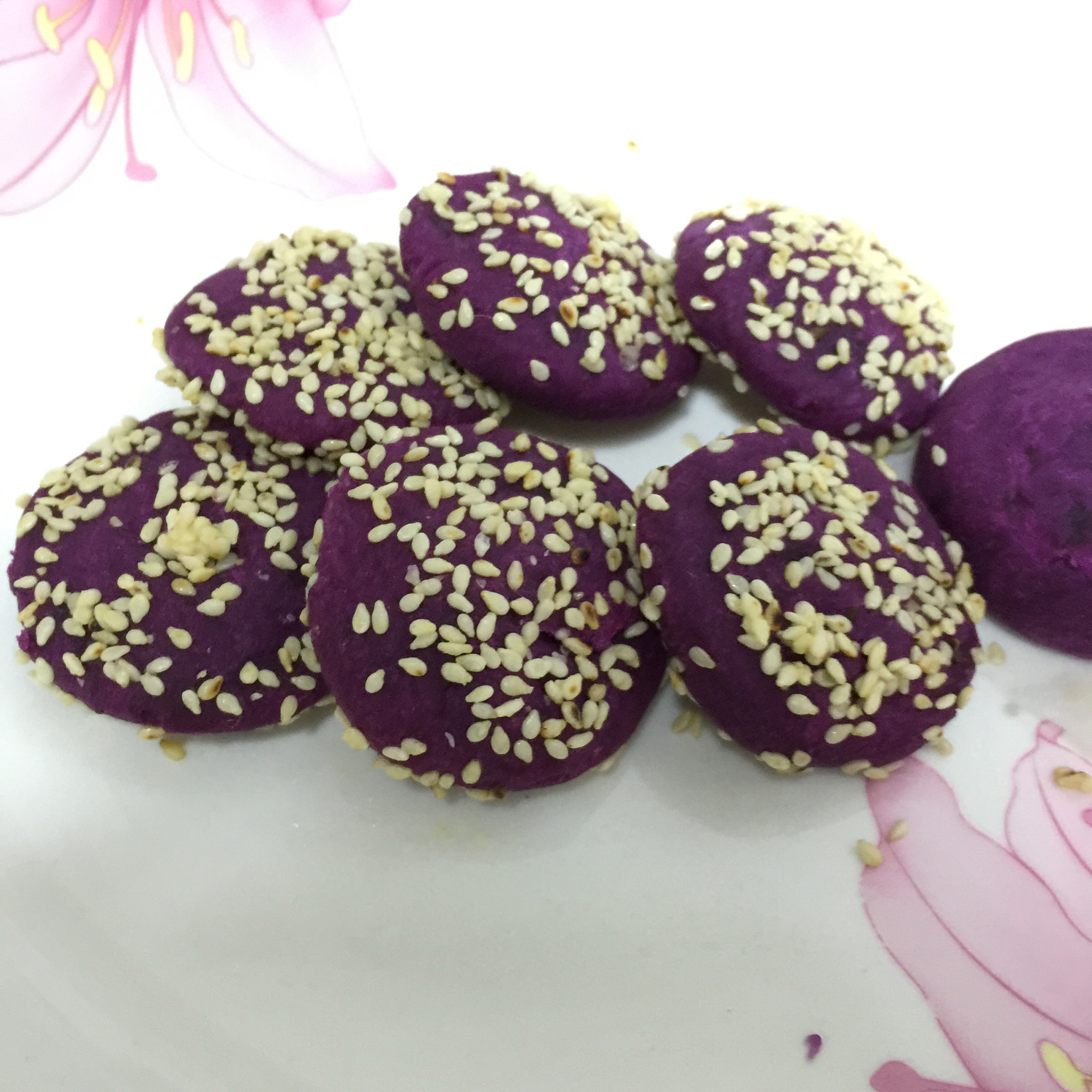 紫薯芝麻饼