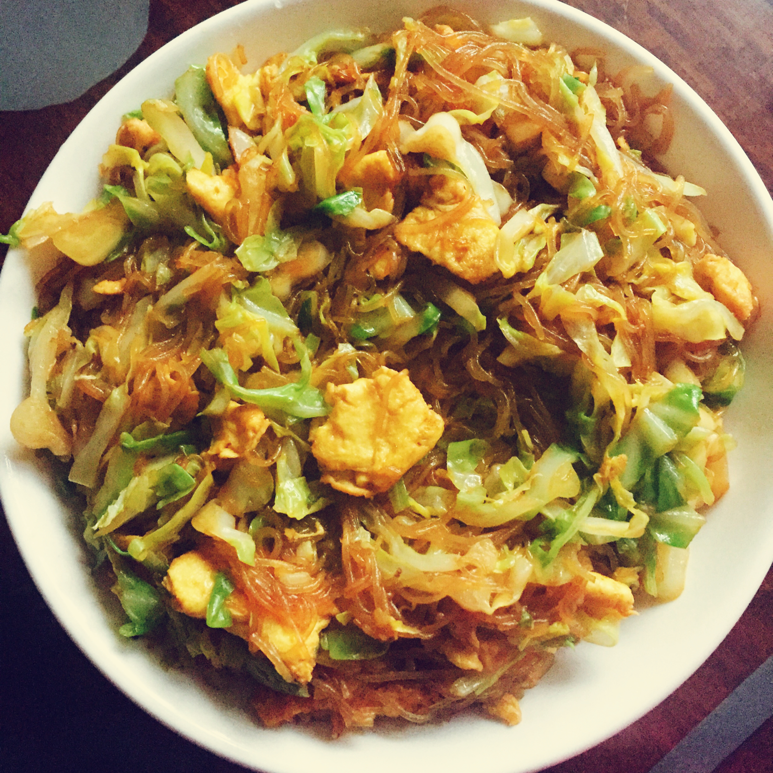 包菜粉丝炒鸡蛋