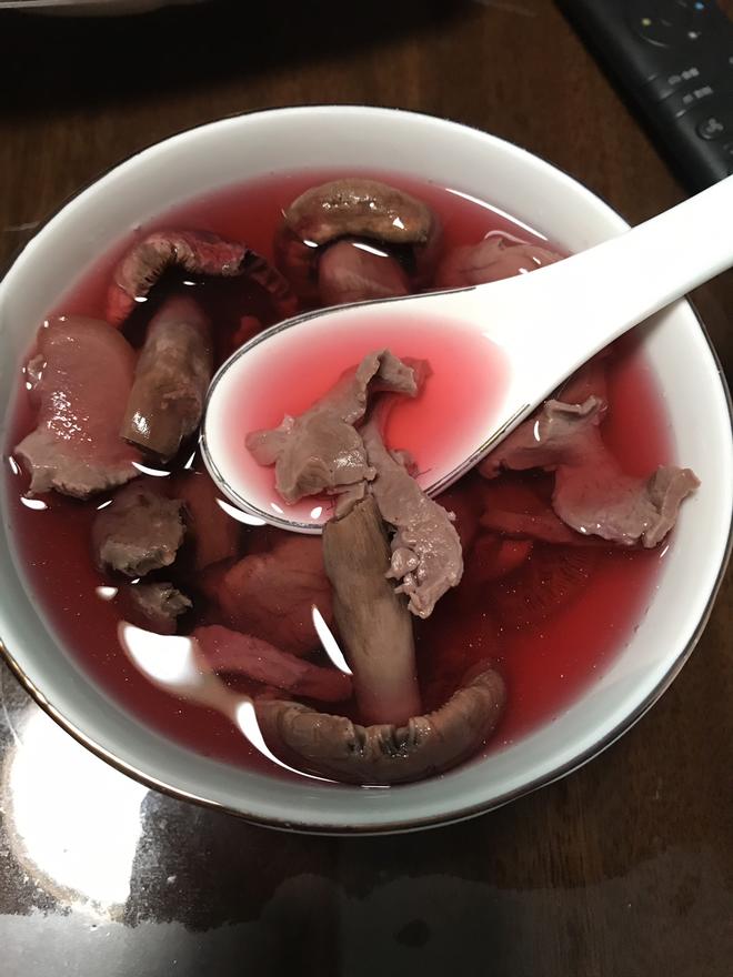 红菇猪心汤的做法