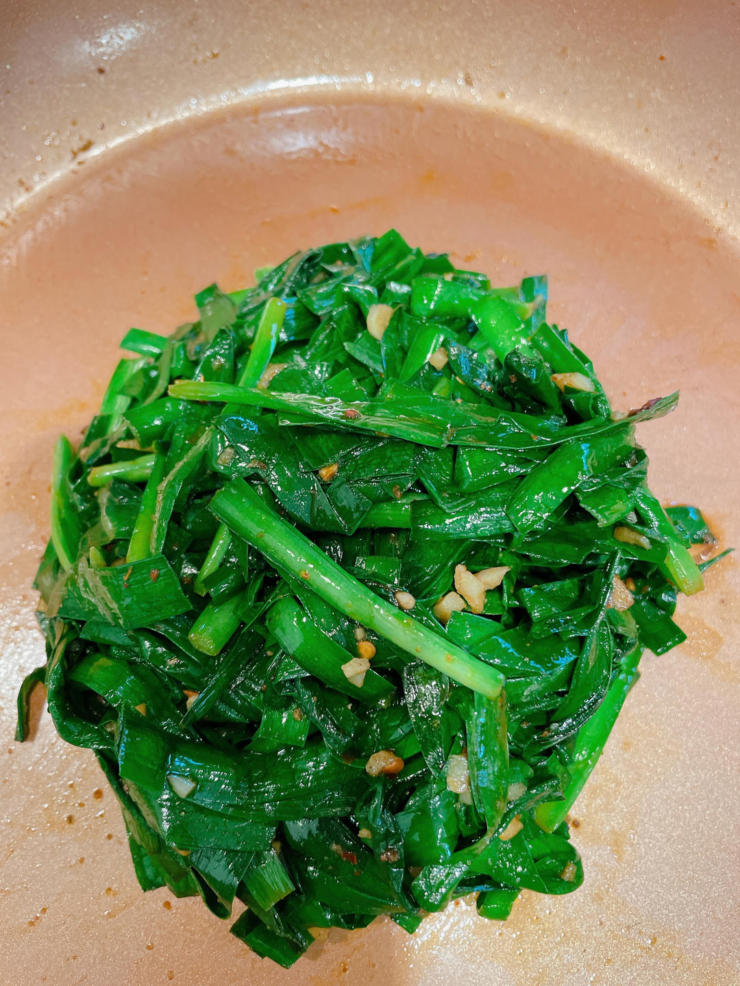 平底锅烤韭菜