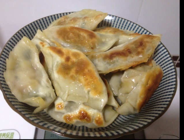 宝宝早餐-煎饺+水饺