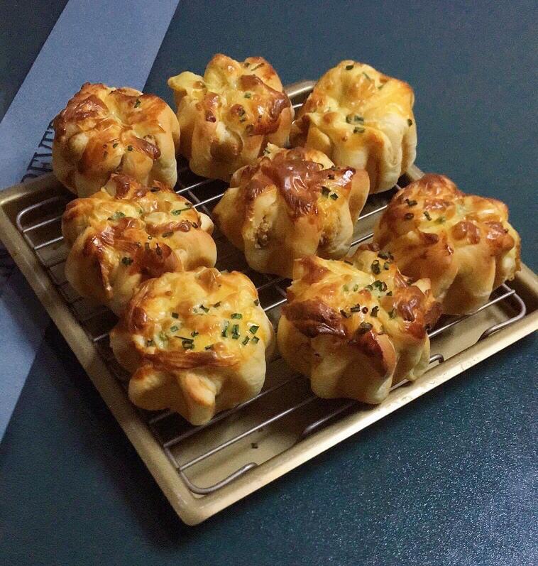 香葱肉松小炸弹