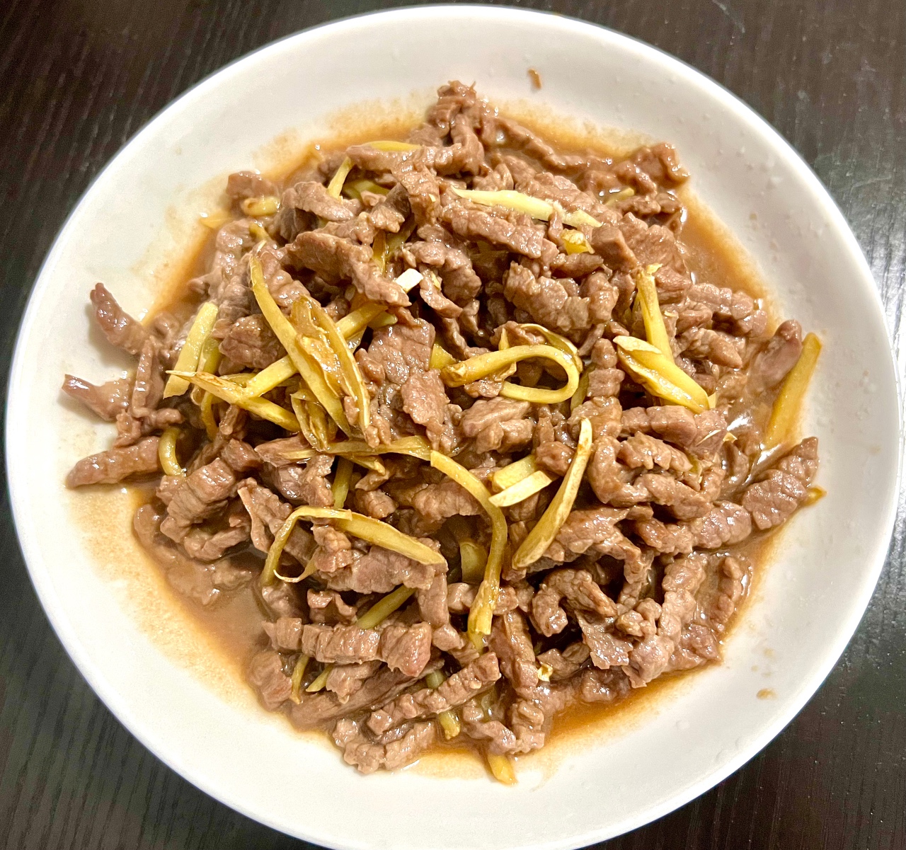 姜丝炒牛肉 十分钟快手菜 零厨艺 方便快捷又美味的做法