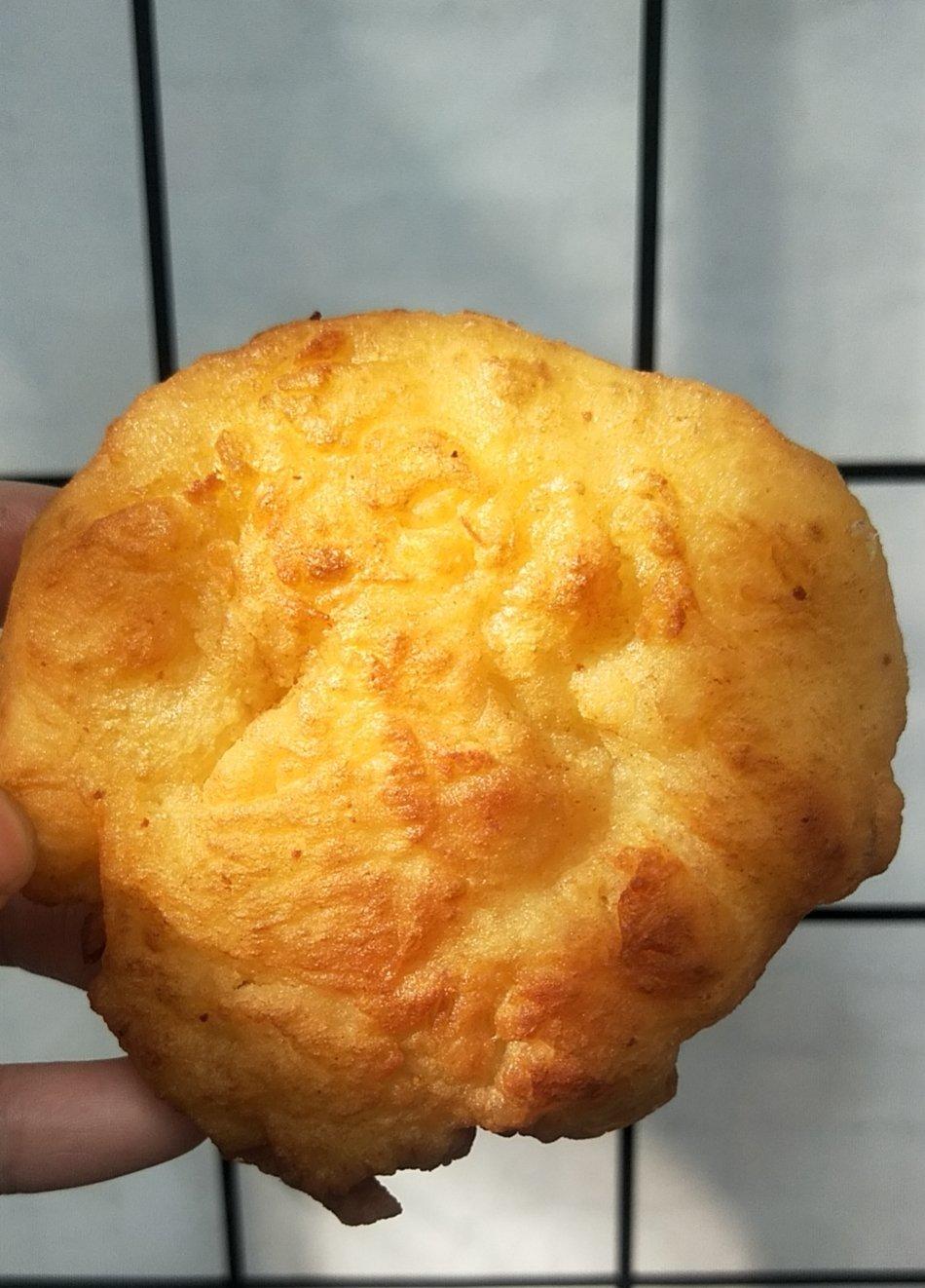 早餐店炸葱油饼 外酥里软 葱香味十足 附细节视频详解