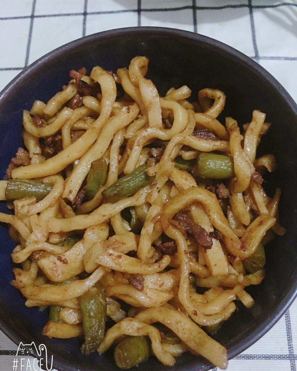 豆角焖面闷面 传统简易