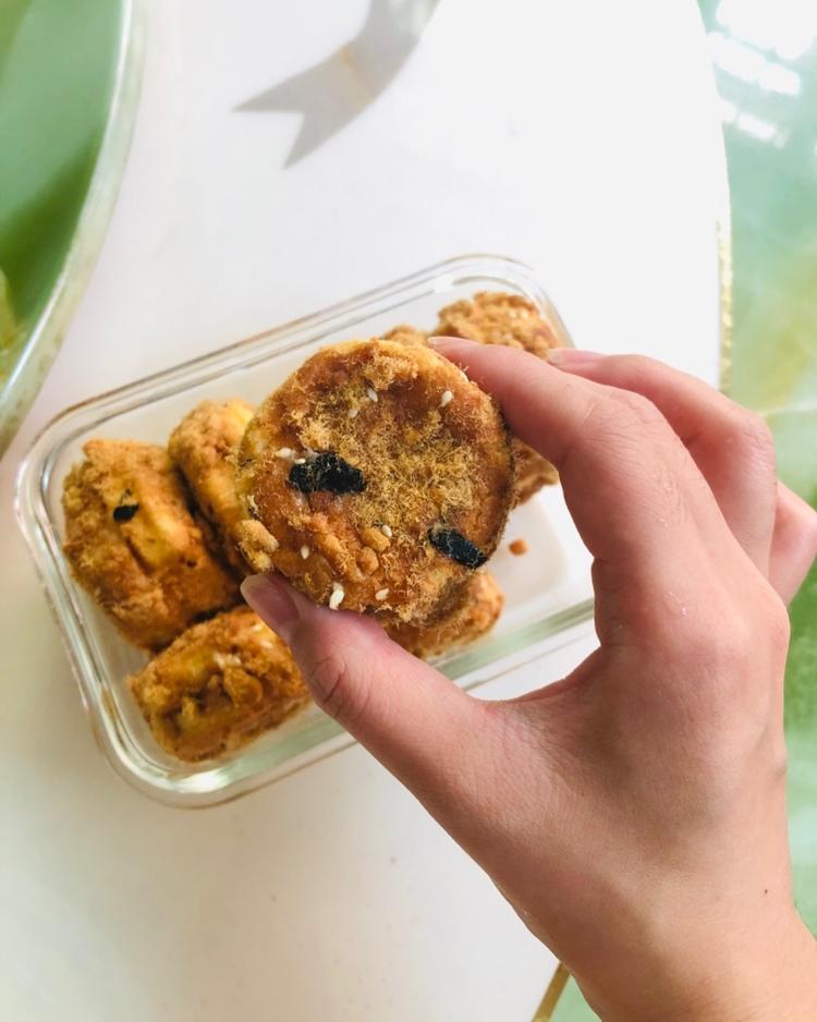 美味海苔肉松小贝