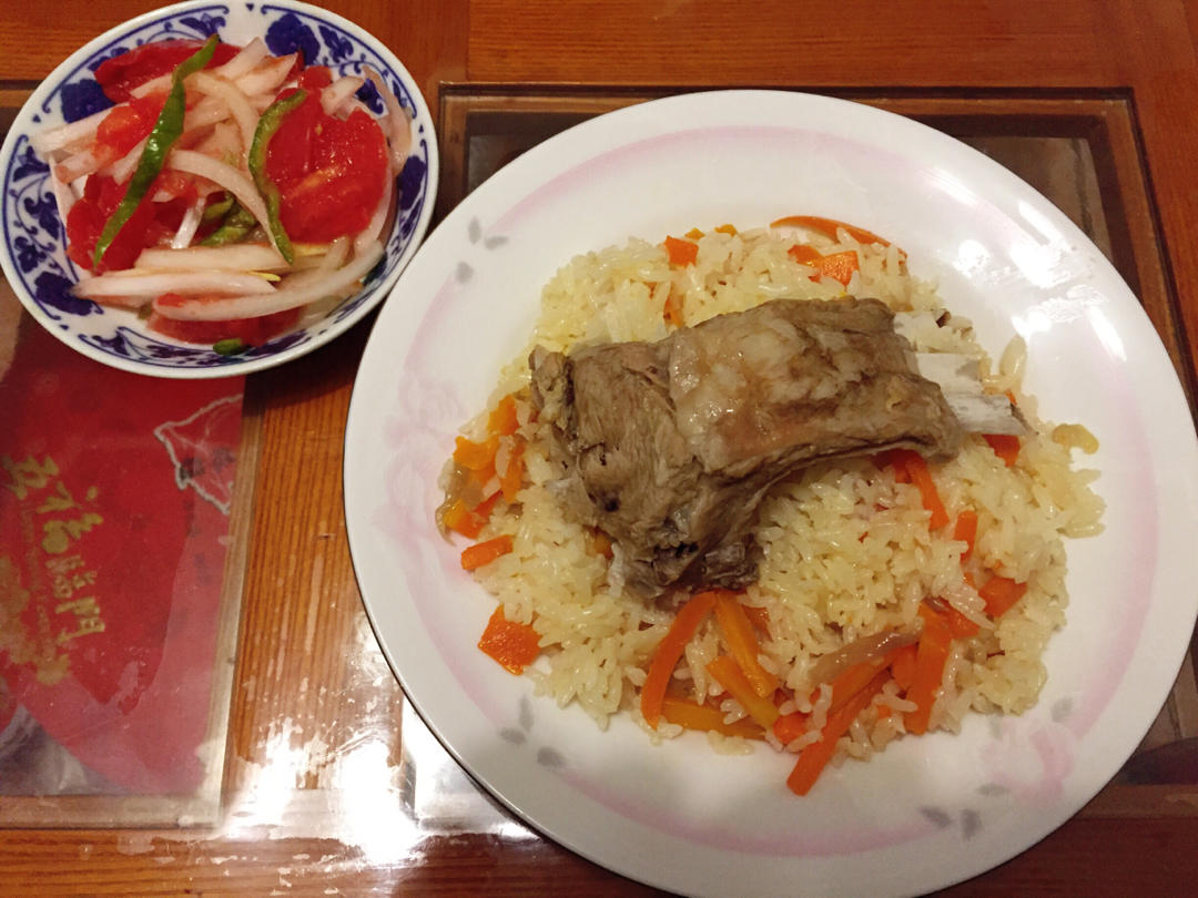 新疆羊排抓饭
