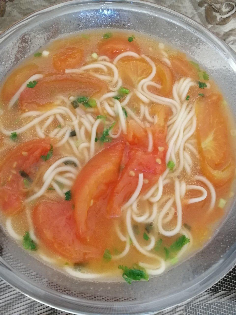 最家常的普通汤面——西红柿鸡蛋龙须面