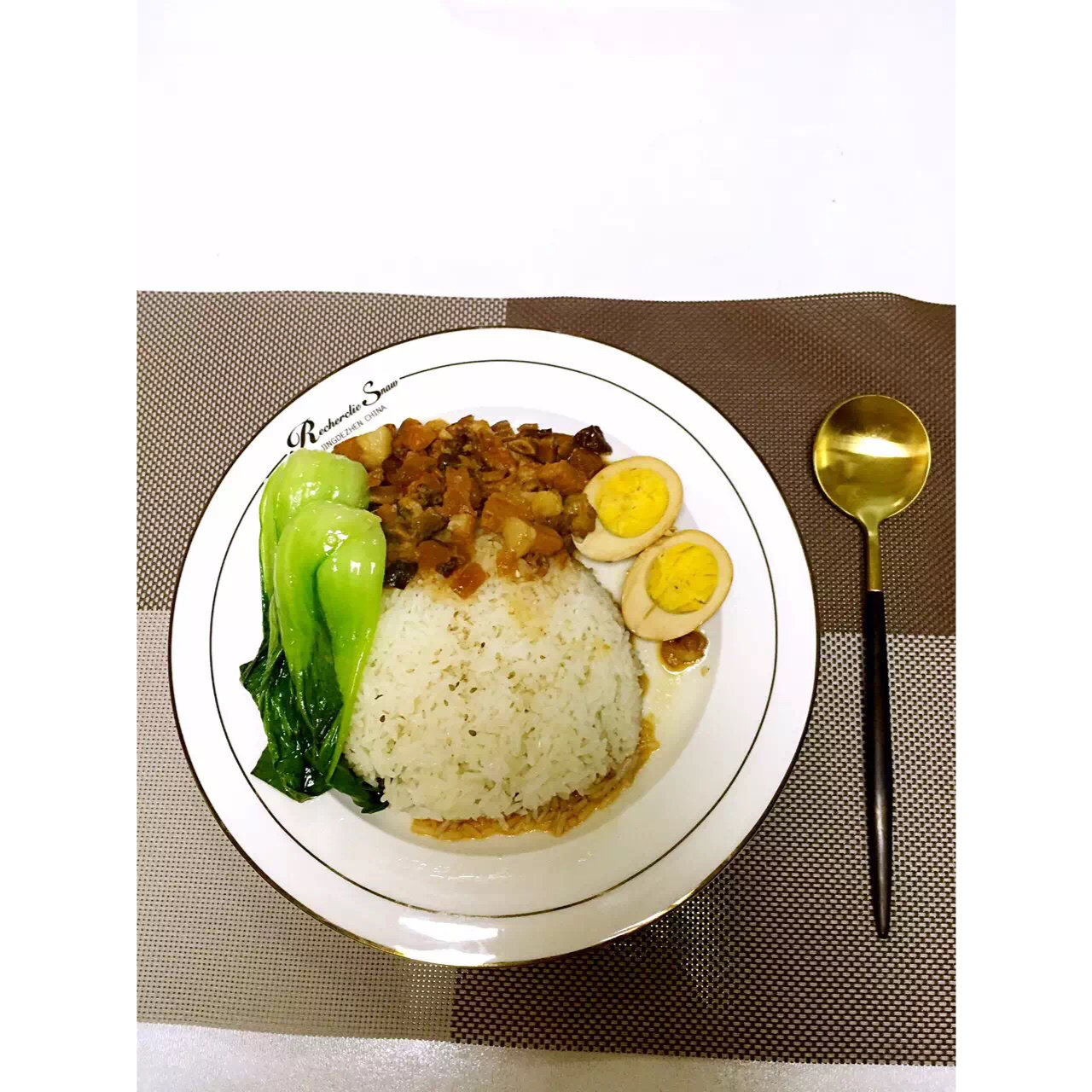 台式卤肉饭
