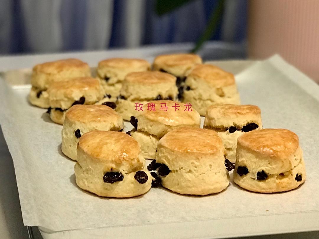 英式下午茶之伦敦萨沃伊酒店The Savoy的司康