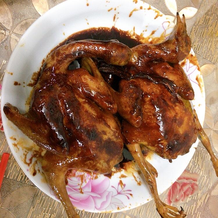酱油乳鸽