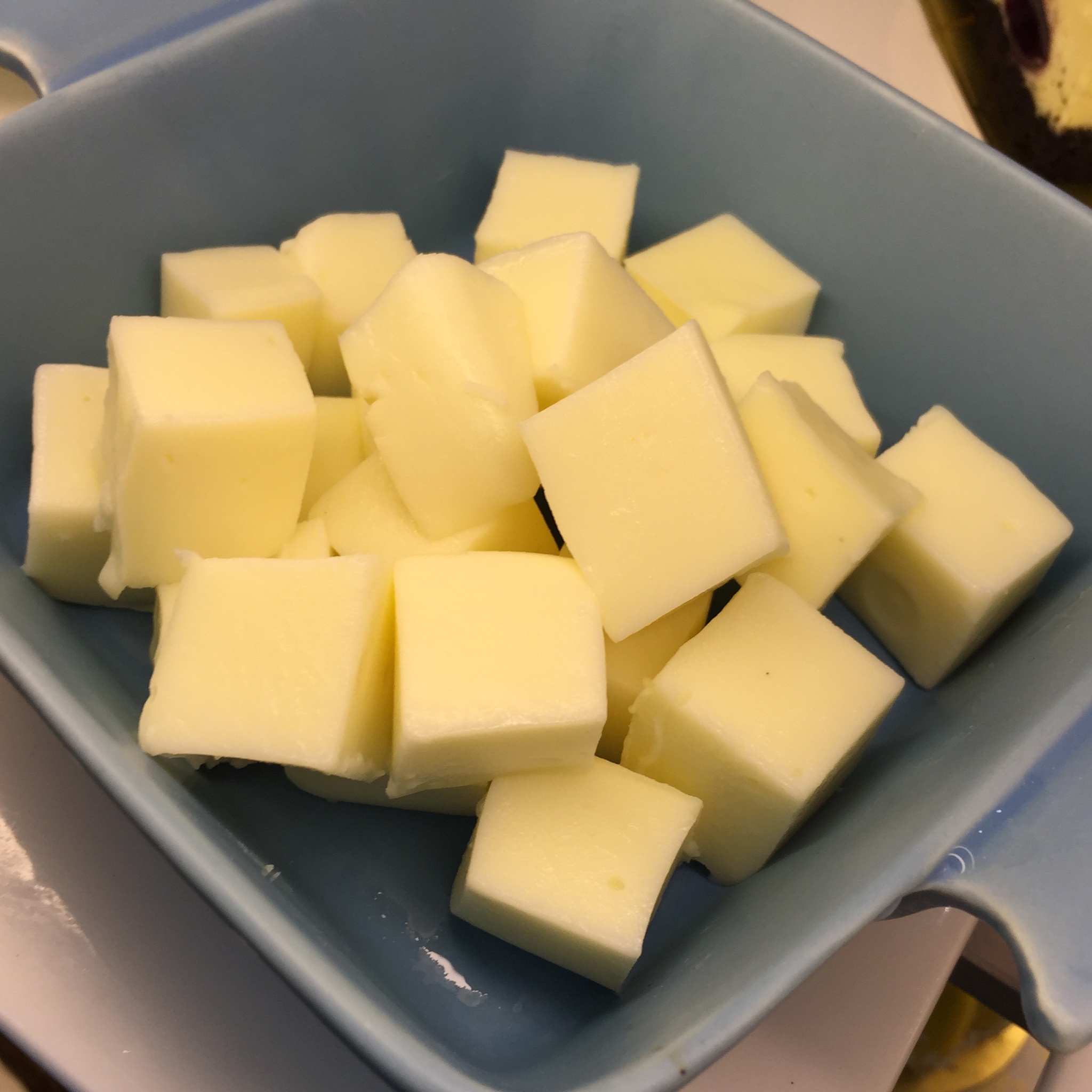 完胜85度C牛奶椰丝小方