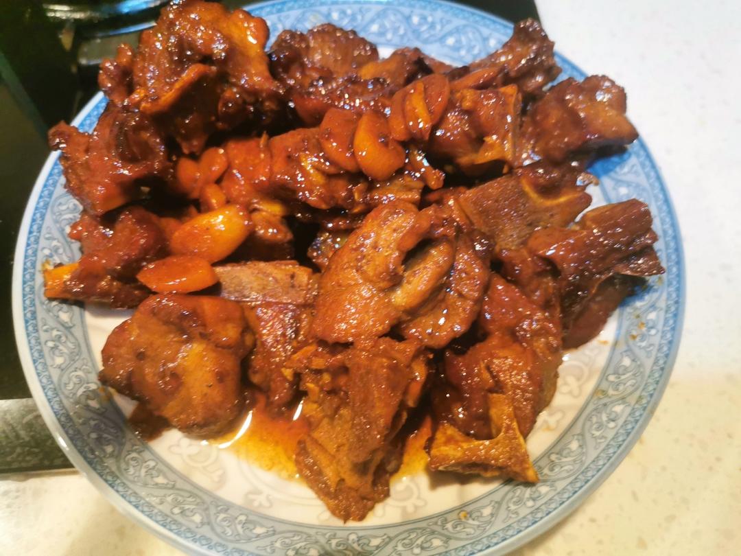 超级好吃的红烧小排