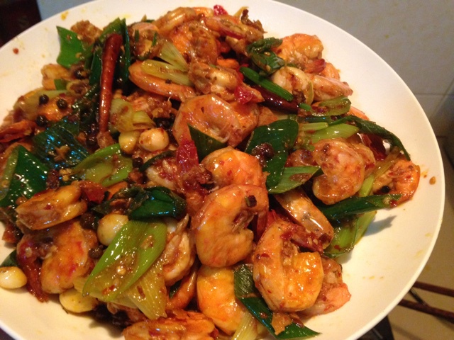 能瞬间引爆味蕾的【香辣干锅虾】