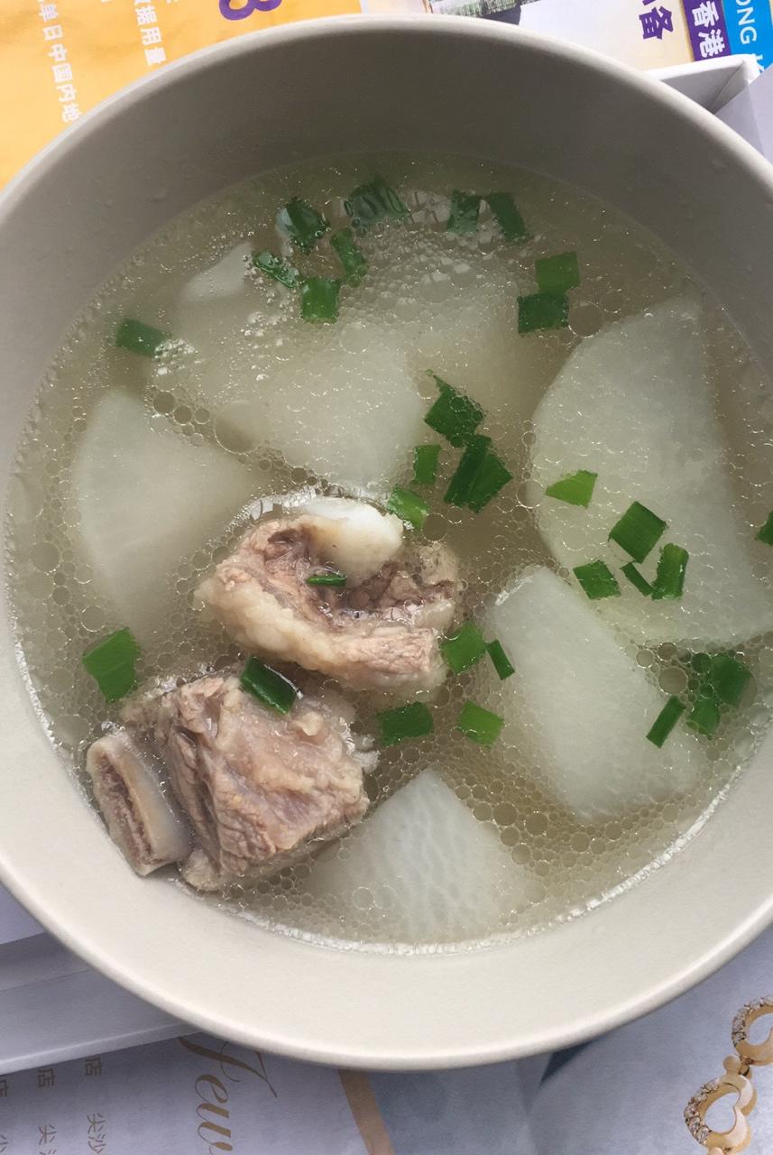 萝卜排骨汤