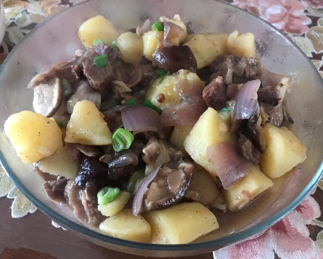 土豆炖牛肉（电压力锅版）的做法