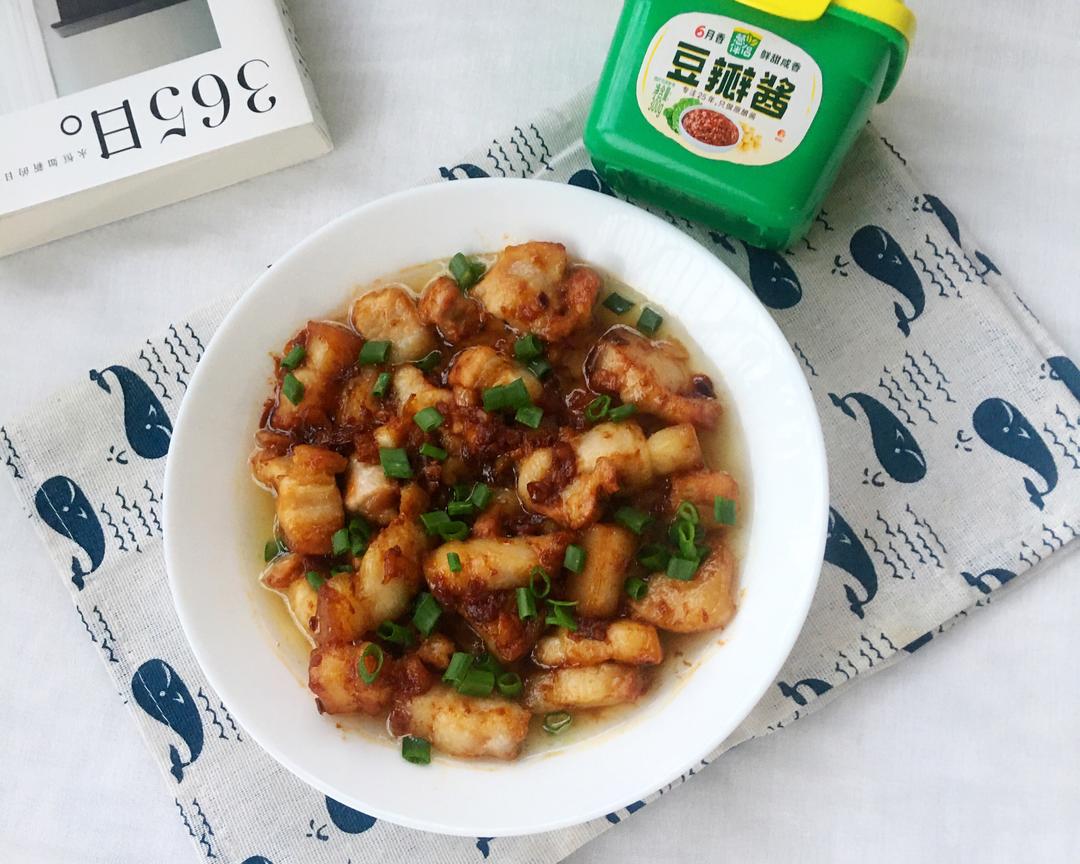 【酱香陈皮蒸花腩】的做法