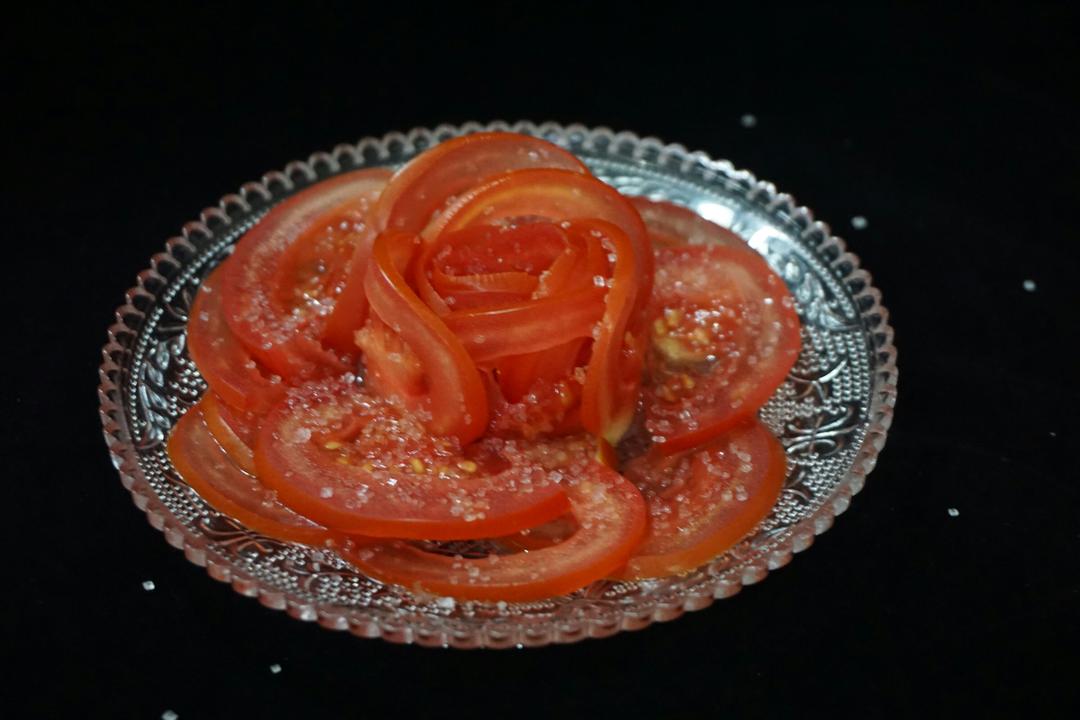 美成一朵花的糖拌西红柿