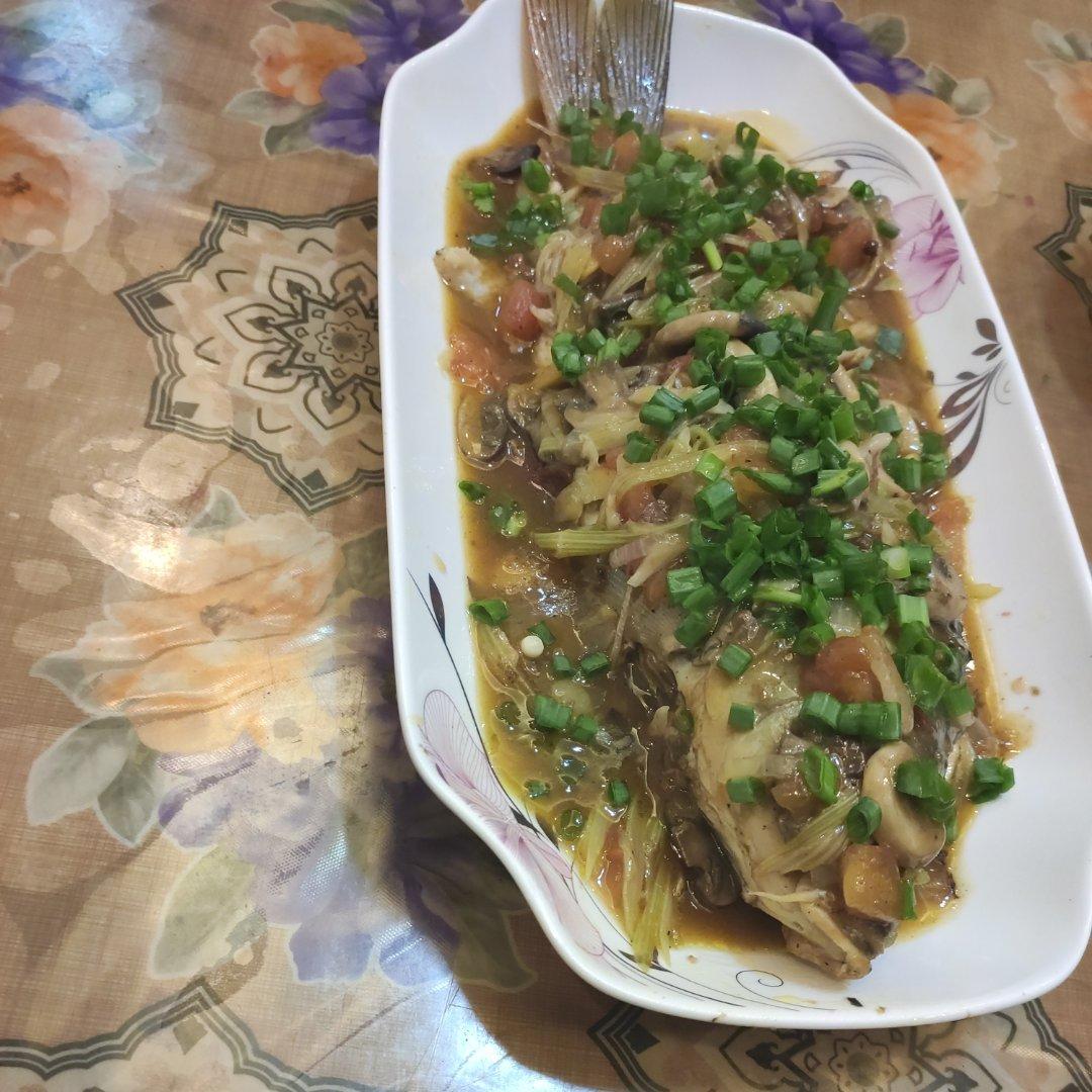 厨师长教你：“红烧鲤鱼”的家常做法（不辣），味道很赞先收藏了