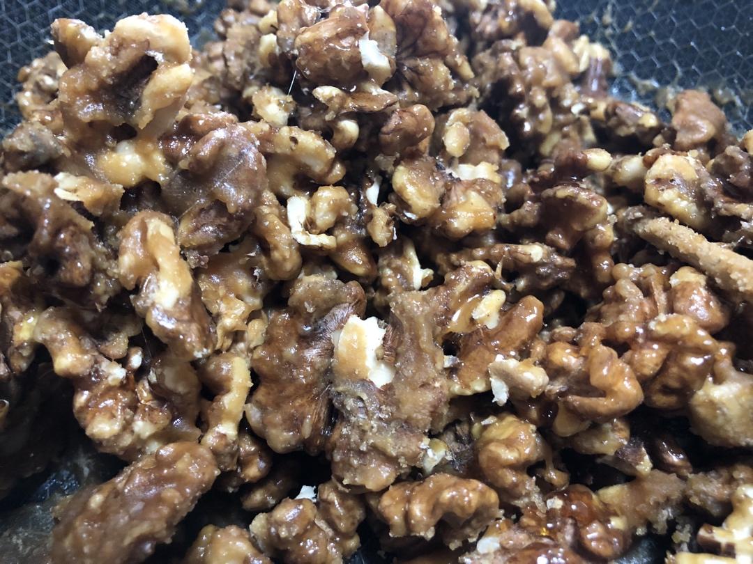 琥珀核桃仁，家庭熬糖小窍门，不翻砂不糊锅，不化不粘牙