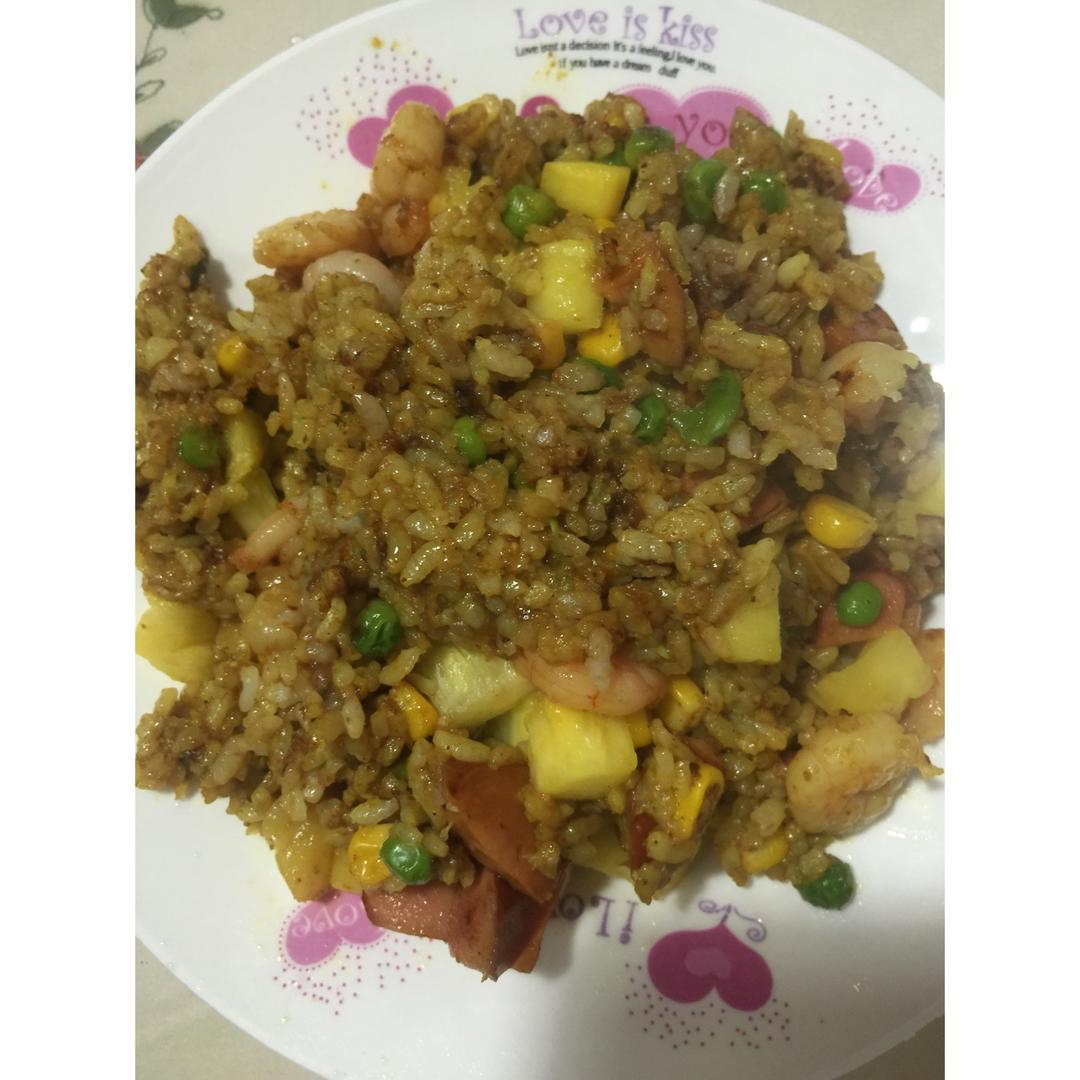 泰式菠萝炒饭