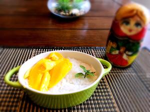 芒果椰香糯米饭的做法 步骤1