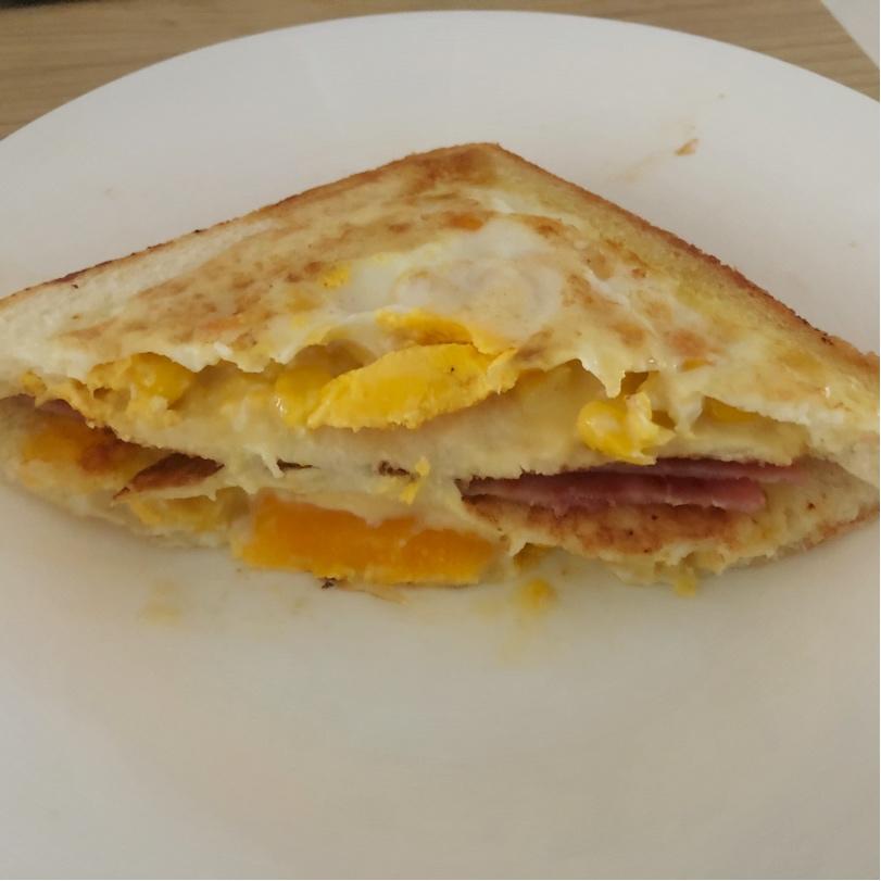 爆浆芝士火腿三明治（平底锅版）