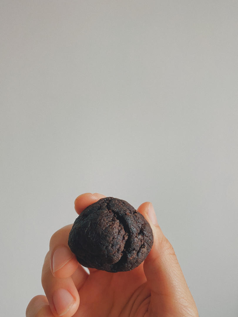 裂纹巧克力饼干
