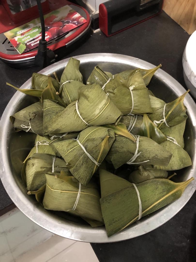 一分钟学会包粽子（视频）