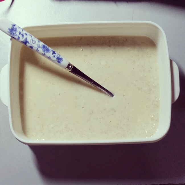 牛奶燕麦粥