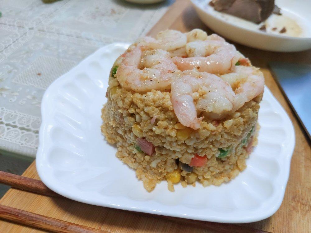 【小高姐】酱油炒饭 普通的炒饭也能做出大厨的味道