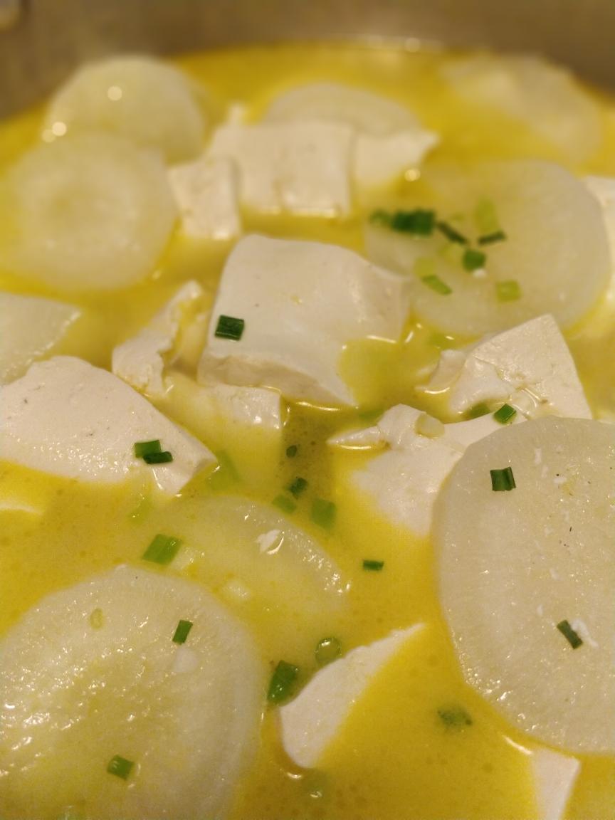 萝卜豆腐汤