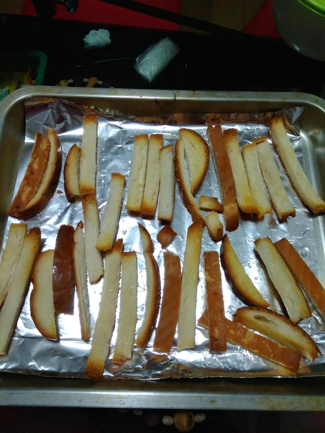 糖烤面包皮的做法步骤图 糖烤面包皮怎么做好吃 Nanaku 下厨房