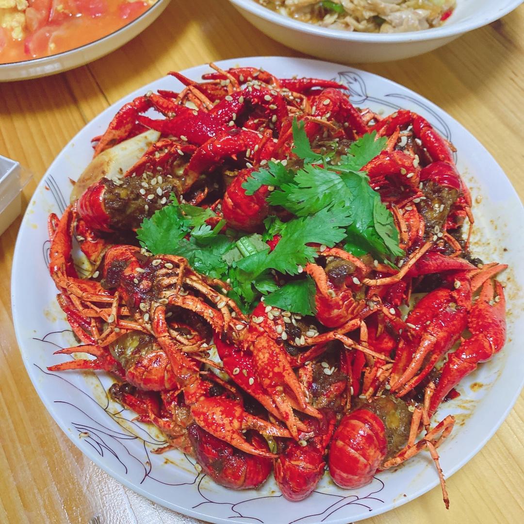 厨师长教你：“麻辣小龙虾”的家常做法 ,好吃的停不下来