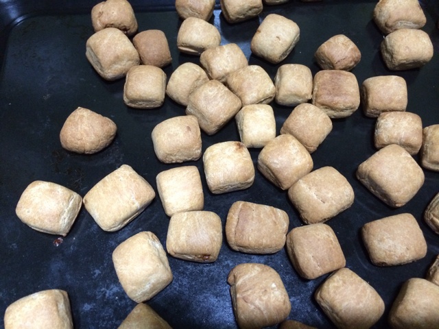 小石头饼干。