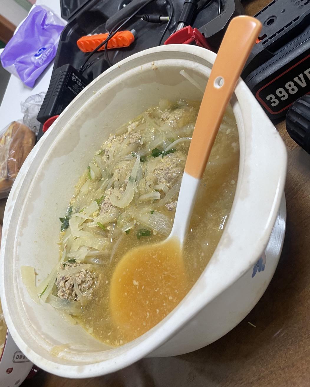 立秋以后必吃的萝卜肉丸子汤🍲