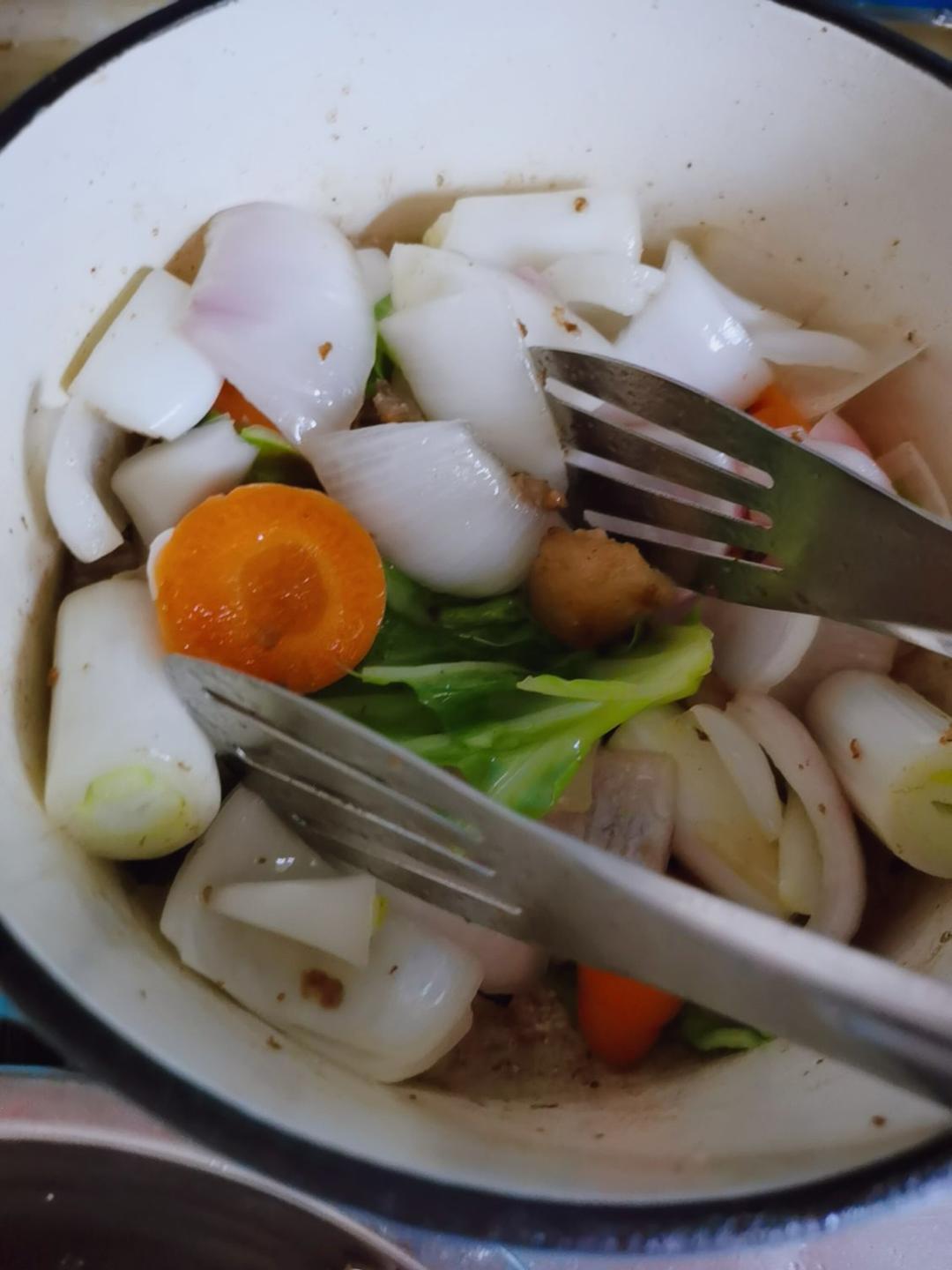 番茄土豆牛尾汤