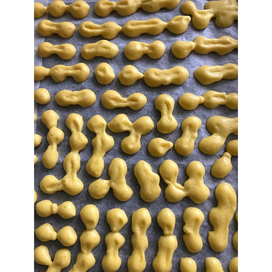 入口即化的无添加蛋黄溶豆