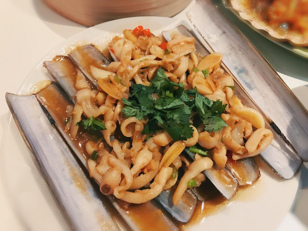 爆炒葱姜蛏子皇