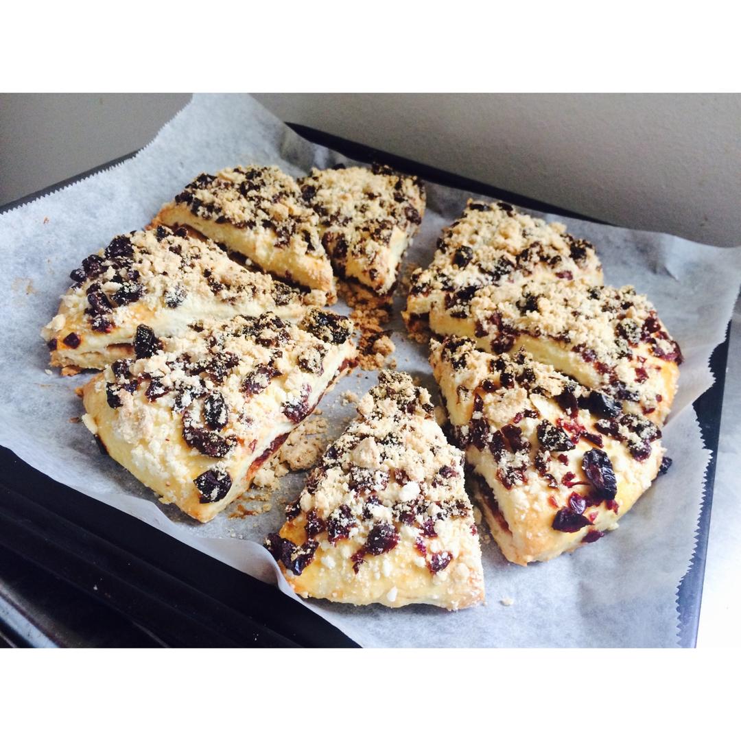 红豆蔓越莓司康（松饼）