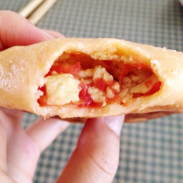 西红柿鸡蛋馅饼