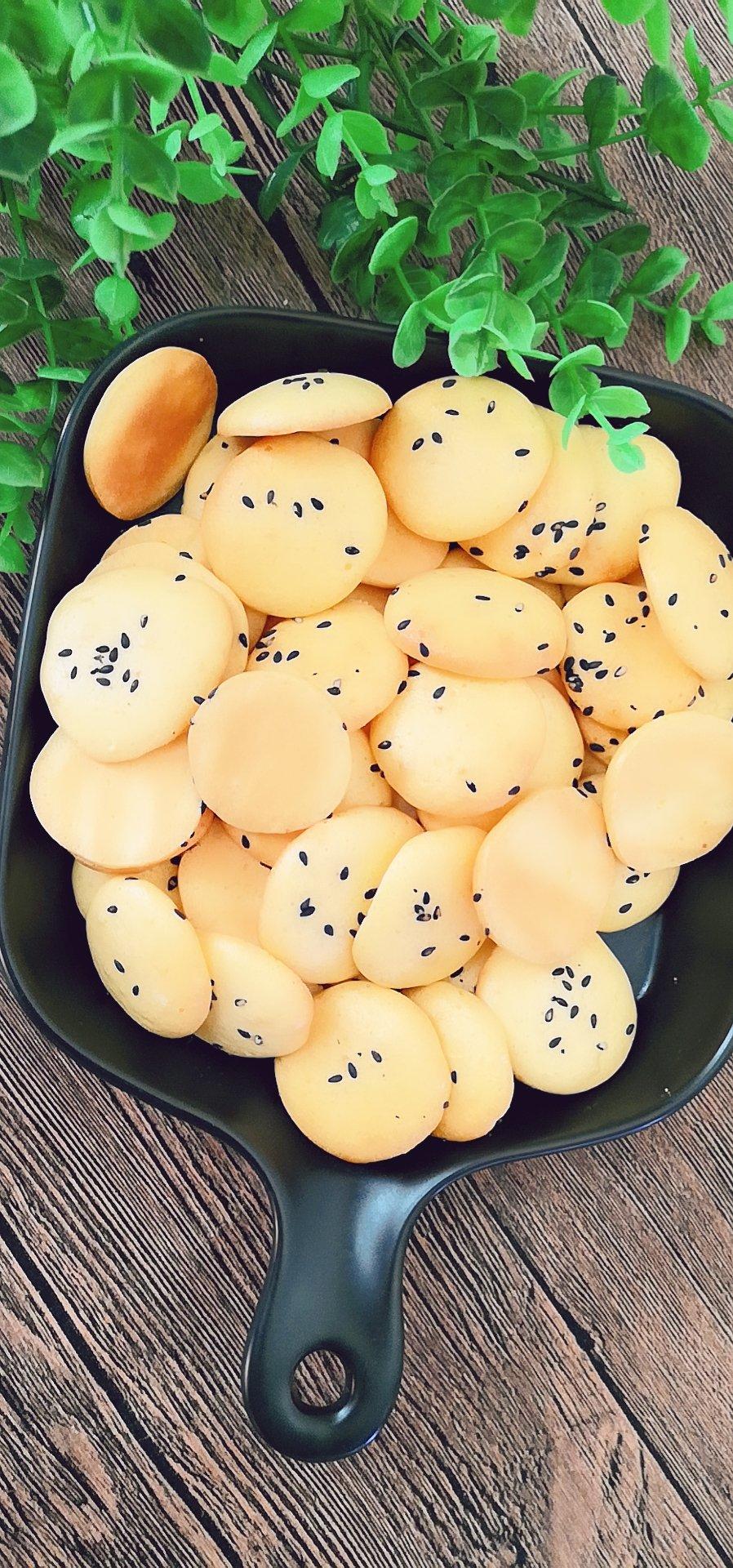 黑芝麻鸡蛋小饼干