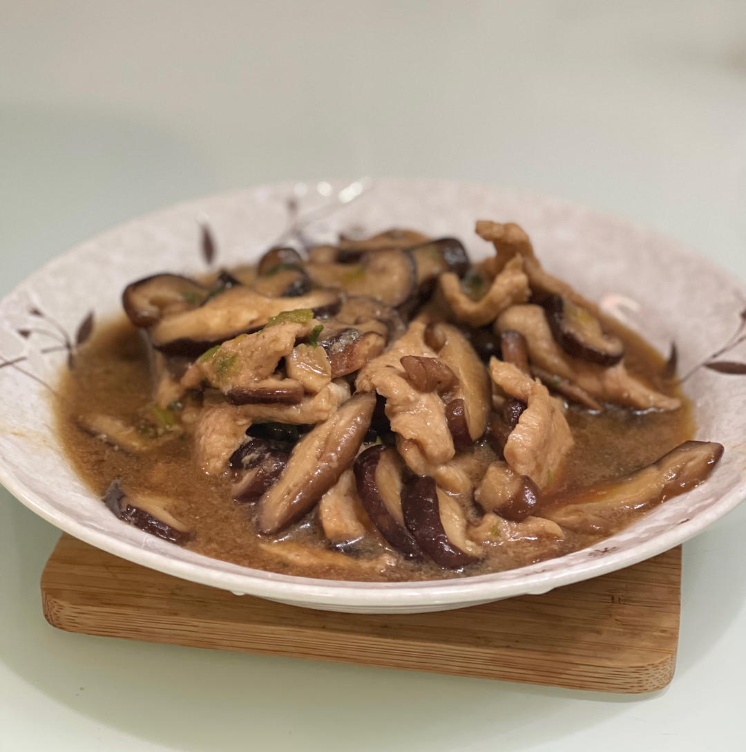 超简单的香菇滑肉片