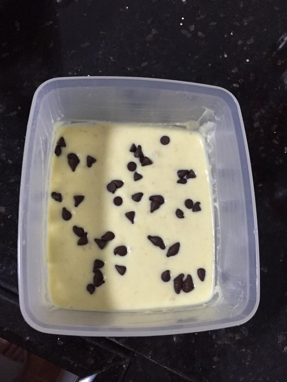 适合小朋友的冰淇淋（介意生鸡蛋的进）消耗淡奶油的好办法