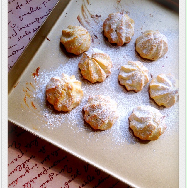 抹茶卡仕达泡芙